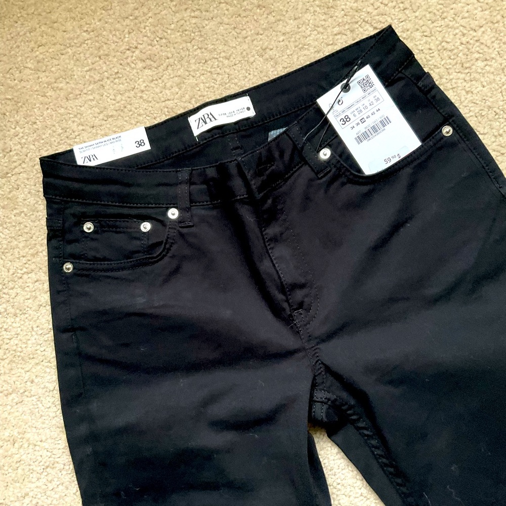 Zara skinny satin black jeans (US 6) BN